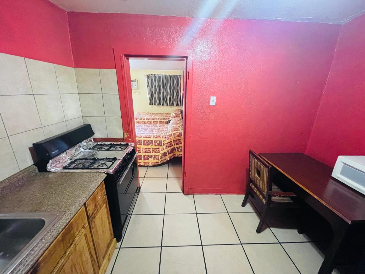 Royal Palms Motel & Rv Park New Orleans Bagian luar foto